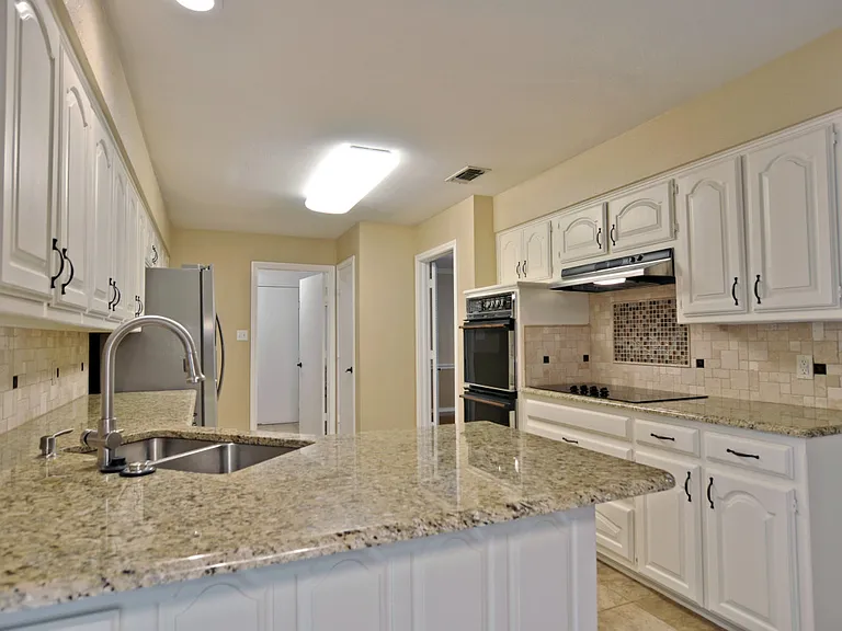 3700 Murphy Dr — Photo 4