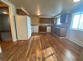 2-bedroom 1 bath Great Spokane Valley Location-New carpet in bedrooms, Spokane, WA 99206