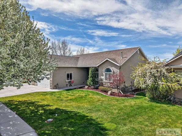880 Redman St, Chubbuck, ID 83202