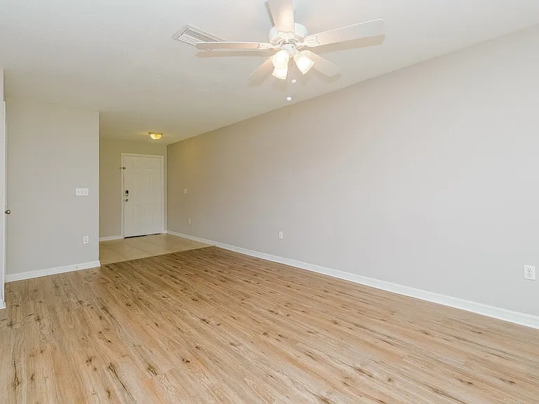 2438 Hibiscus Bay Ln — Photo 5