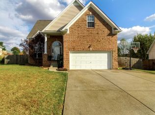 2158 Loudenslager Dr, Thompsons Station, TN 37179