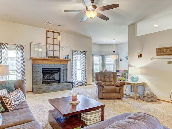 2nd image of 2705 SE 93rd St
