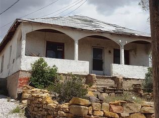 227 Pershing Ave, Gallup, NM 87301