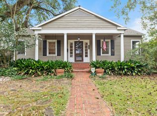 135 Clark Ct, Lafayette, LA 70503