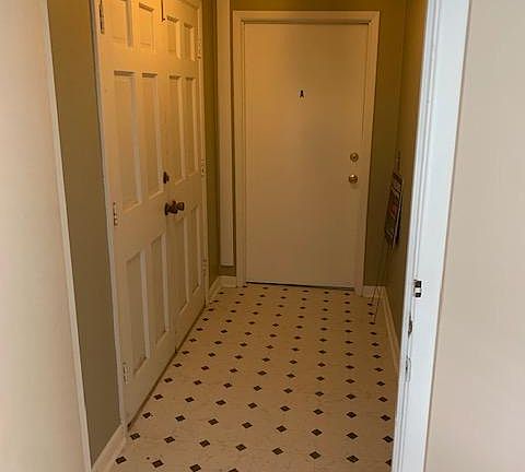 Front Entrance/Common Area