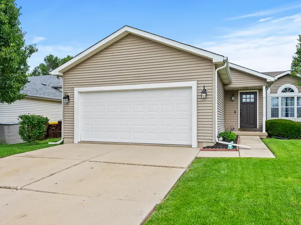 1303 7th St, Harvard, IL 60033