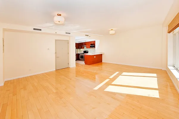 Rented by Nolita Group | media 13