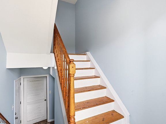 5th image of 63 Chadwick Ave