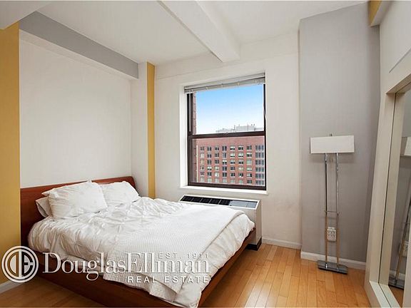 2nd image of 20 West St APT 32B