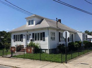 18 Titus St, Cumberland, RI 02864