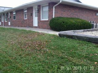 3746 N Portage Pl APT 12, Decatur, IL 62526