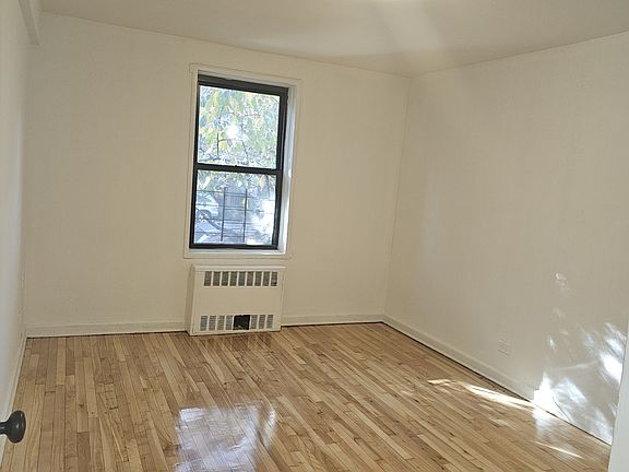 3rd image of 88-11 34th Ave #1R