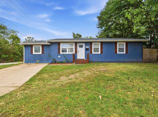 1728 N Oak Grove Avenue, Springfield, MO 65803