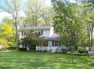 345 Bradford Dr, Canfield, OH