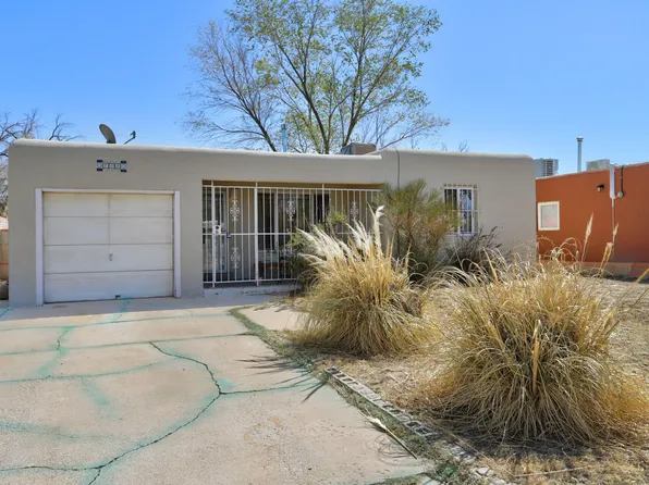 700 Palomas Dr SE, Albuquerque, NM 87108