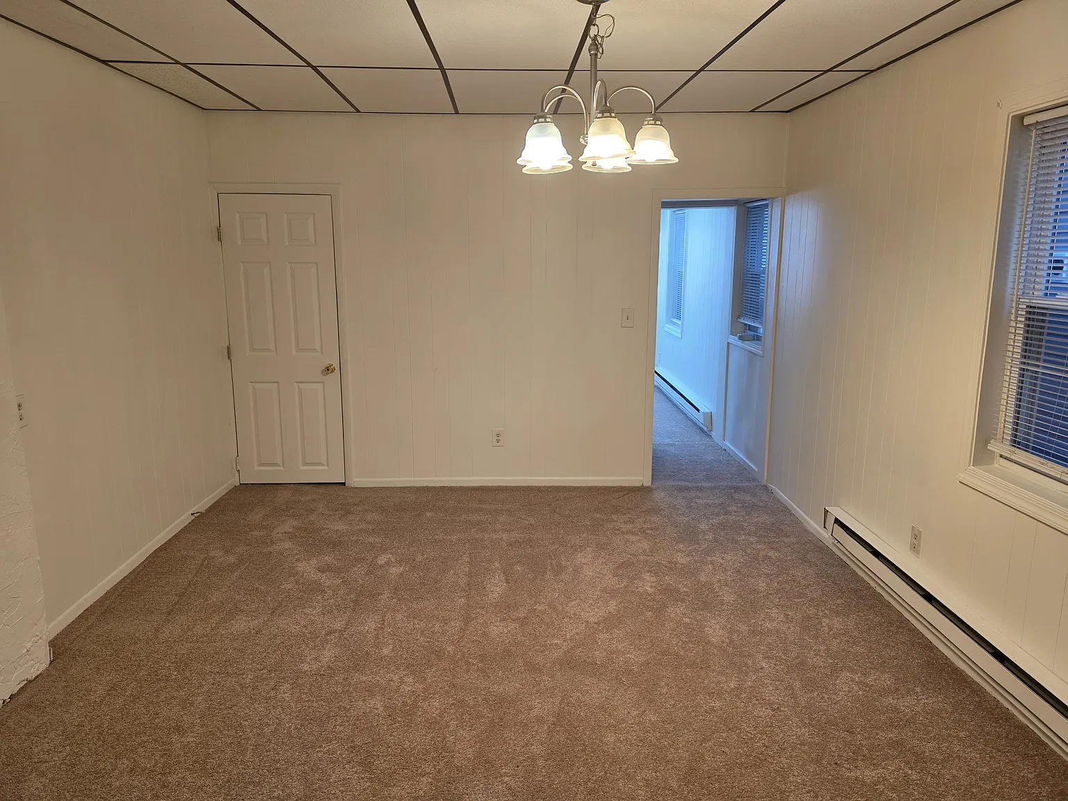 3 bed, 2620 sqft, $950 — Photo 3