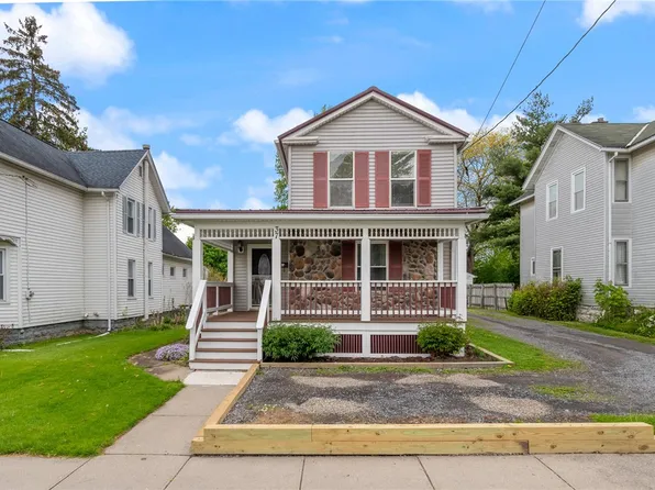 37 Clinton St, Seneca Falls, NY 13148
