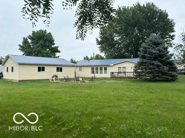 7150 N Railroad St, Monon, IN 47959