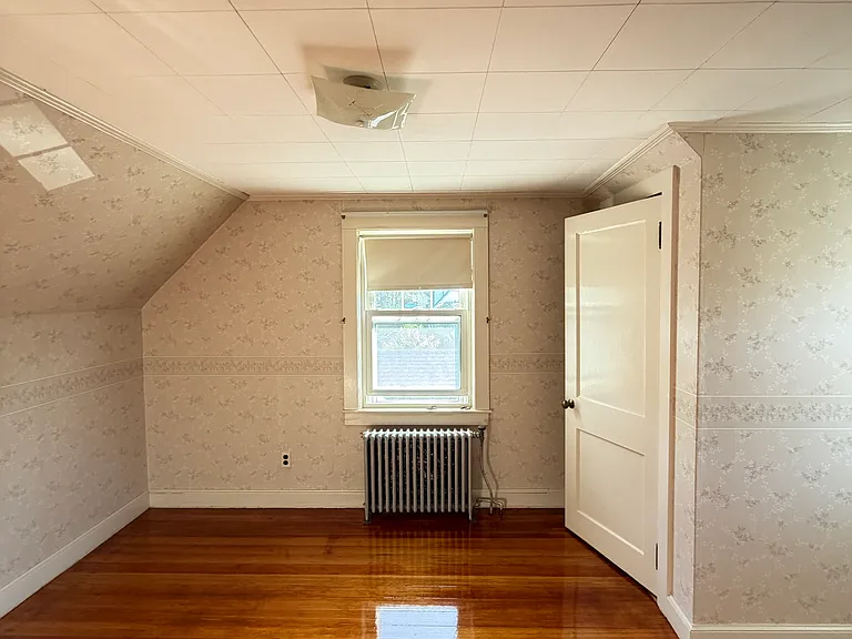 67 Park Ave — Photo 10