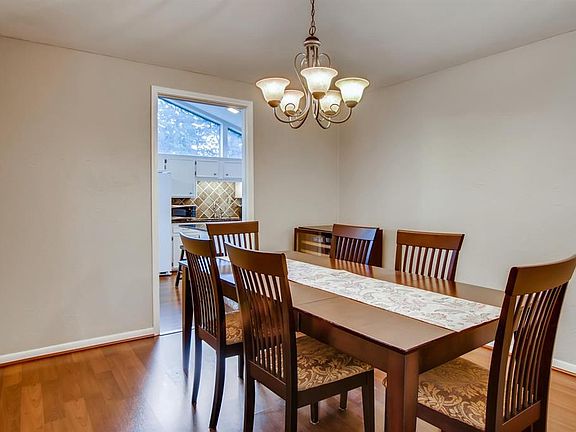 5th image of 1415 Bramblebury Dr