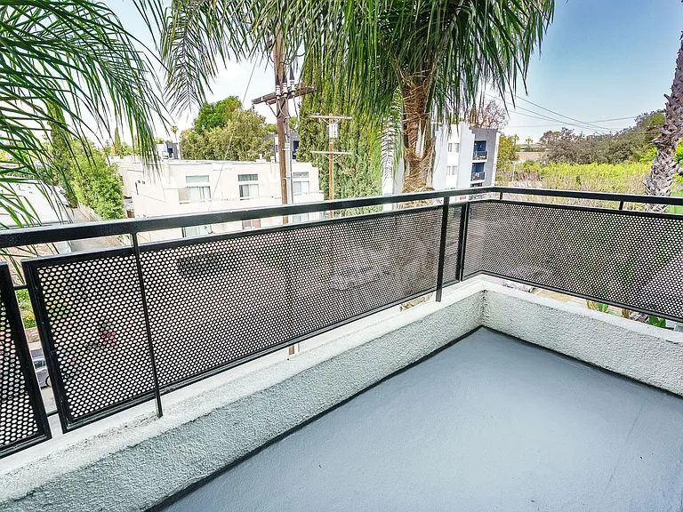 14056 Valleyheart Dr. — Photo 82