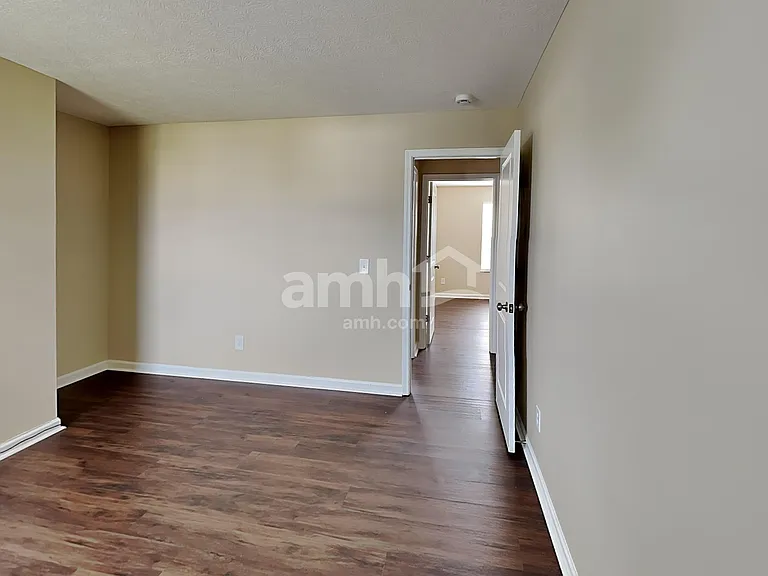 575 Virginia St — Photo 17