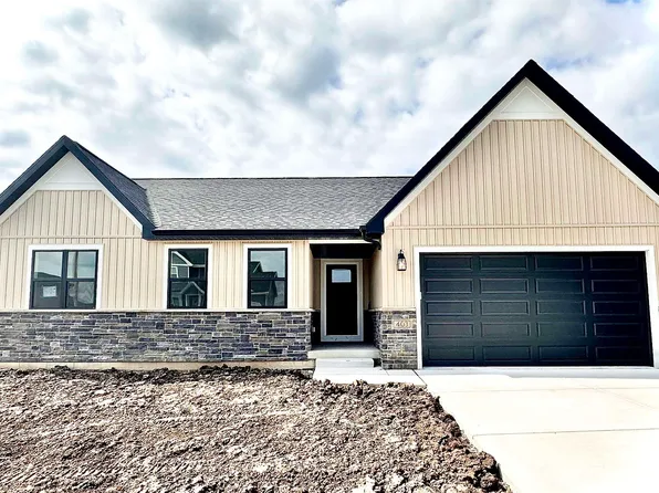 403 Melissa 76, Cottage Grove, WI 53527