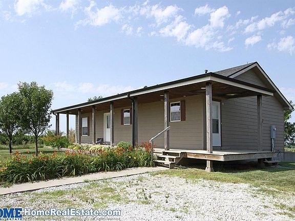 3rd image of 5665 N 134th St