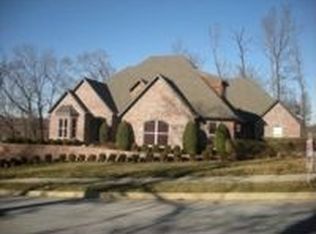 1910 Windsor Ave, Springdale, AR 72764