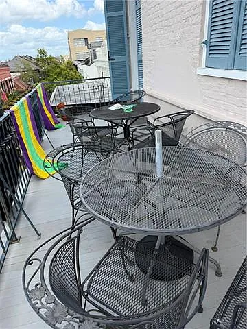 910 Chartres St #3B — Photo 21