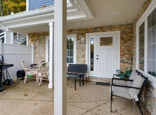 17 School St #A, Hudson, MA 01749