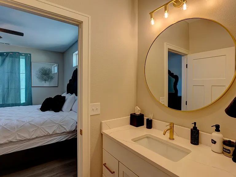 855 Lincoln Dr — Photo 23