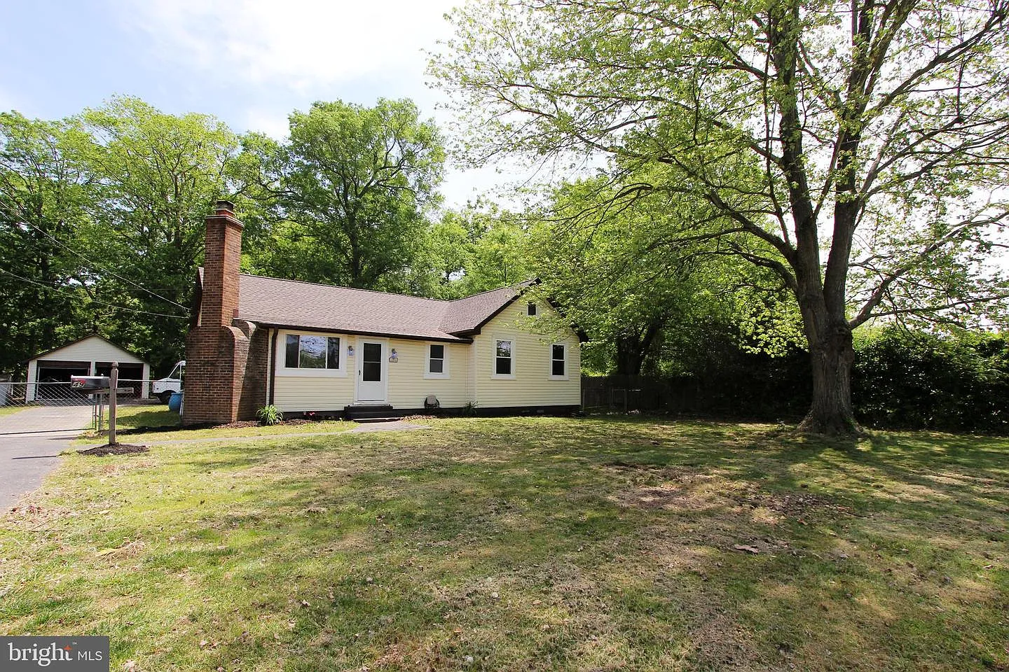 49 Glymont Rd photo 1