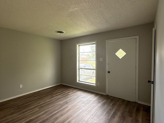 3rd image of 147 Tisdale St