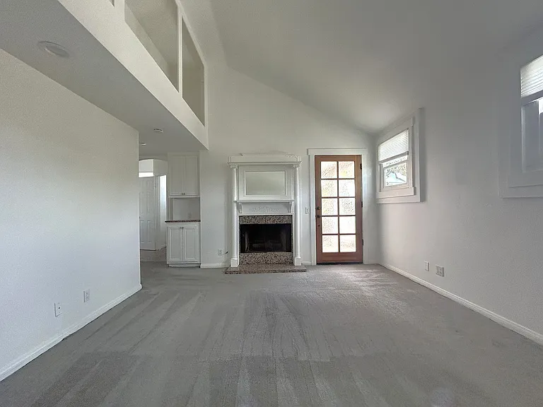 1938 Westminster Ave — Photo 36