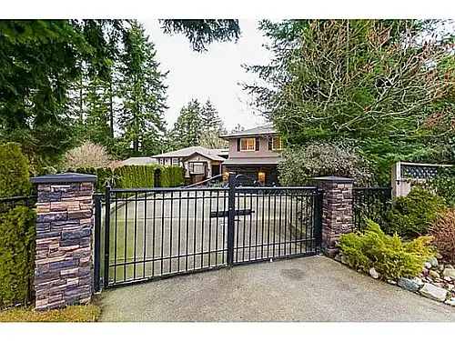 2363 131a St Photo 1