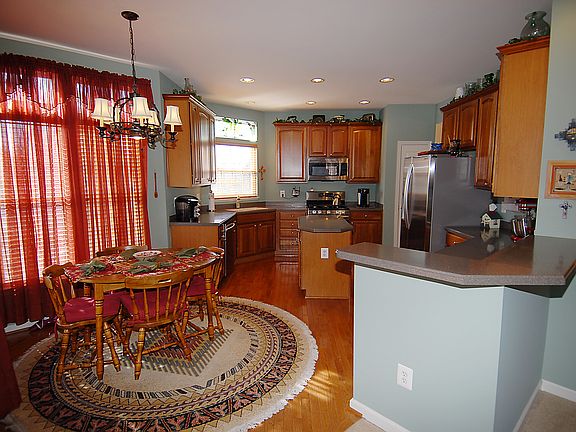 4th image of 4705 Lapene Ct