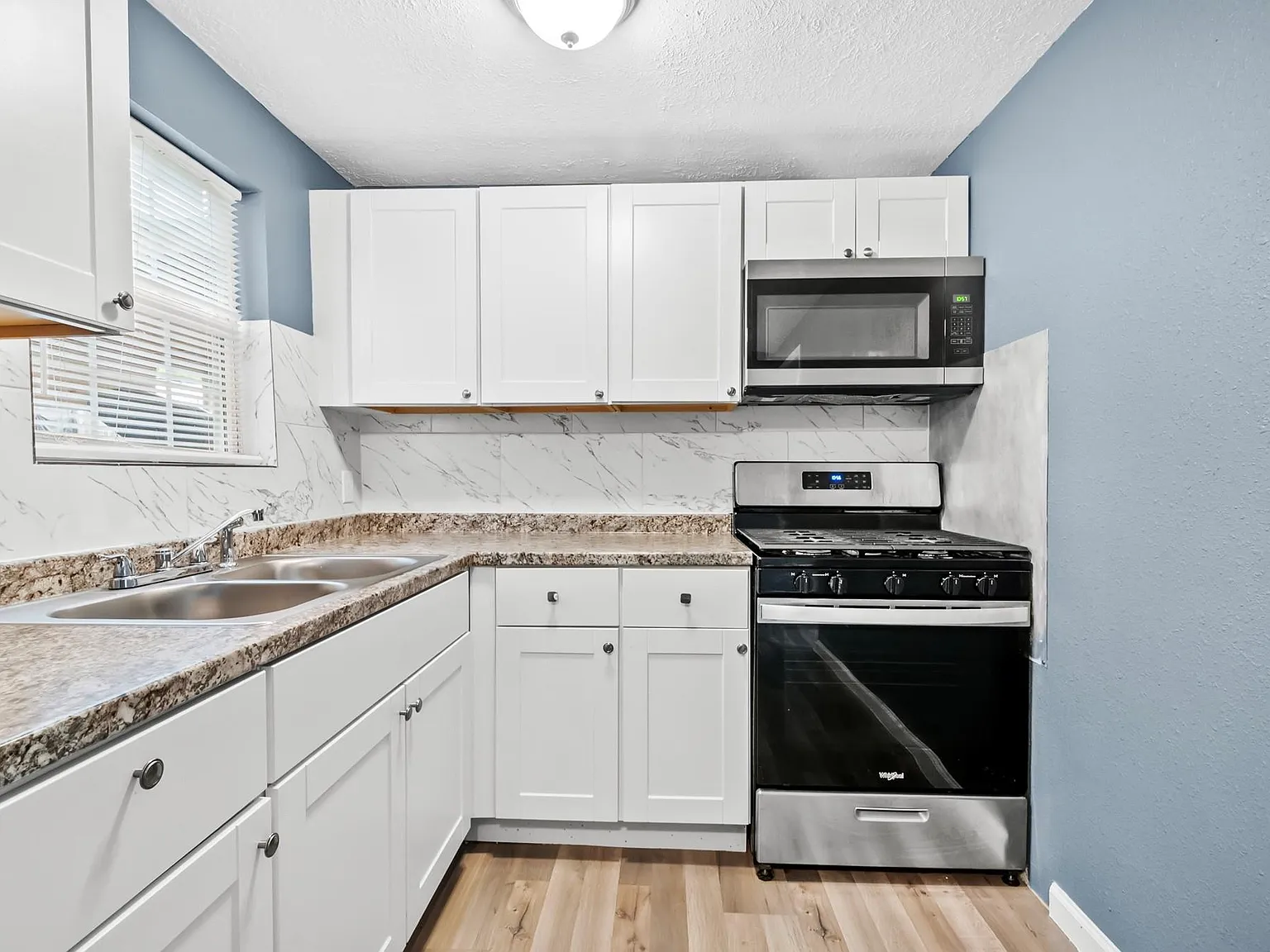 1 bed, 868 sqft, $1,100 — Photo 1