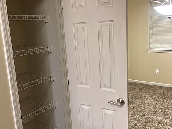 5th image of 1250 Horseshoe Cir #106
