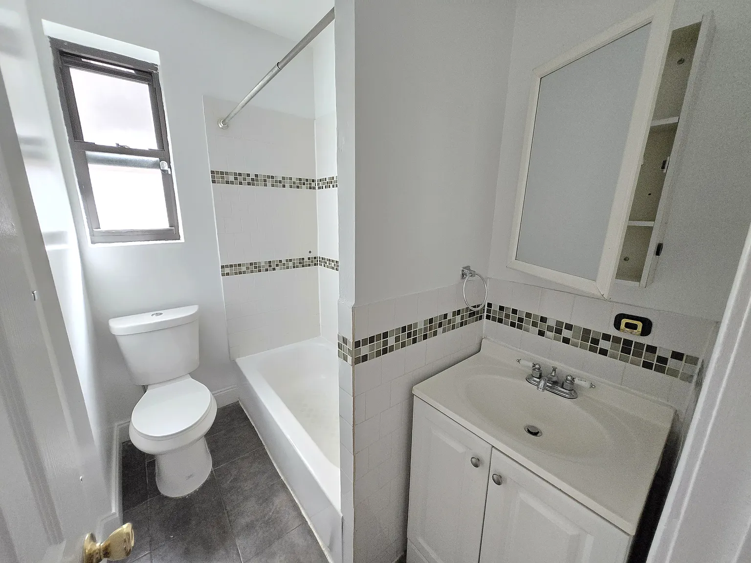 161 Avenue P — Photo 4