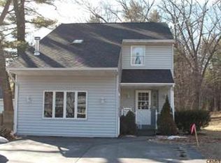 5861 Newman Rd, Albany, NY 12203