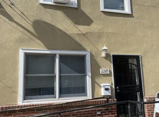 2245 Latona St, Philadelphia, PA 19146