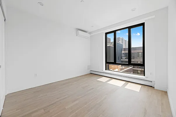 Rented by REAL New York | media 48