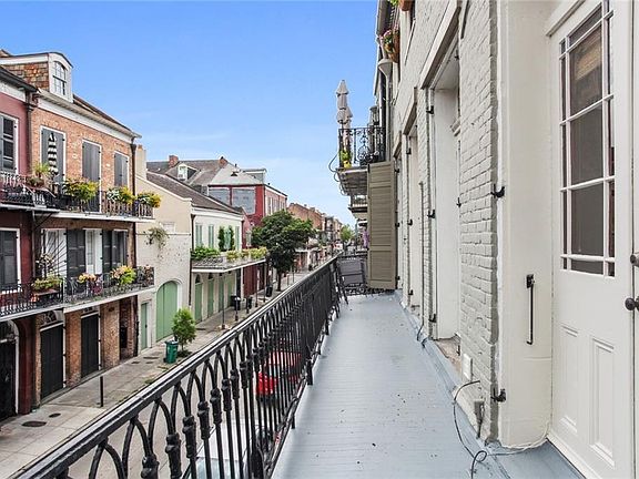 2nd image of 523 Dumaine St #4