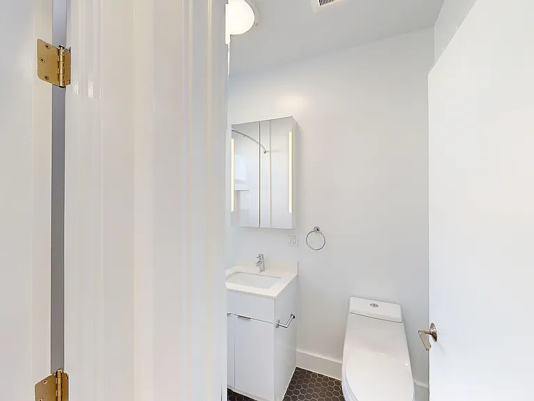 625 Guerrero St #5 — Photo 12