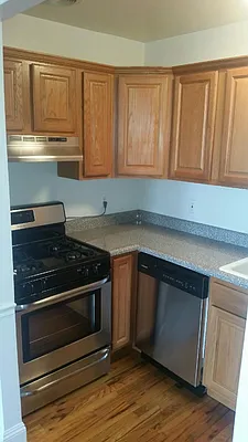 Rented by LDMI Realty Group LLC | media 16