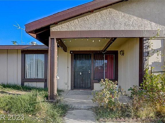 2nd image of 3303 Marionette Ave