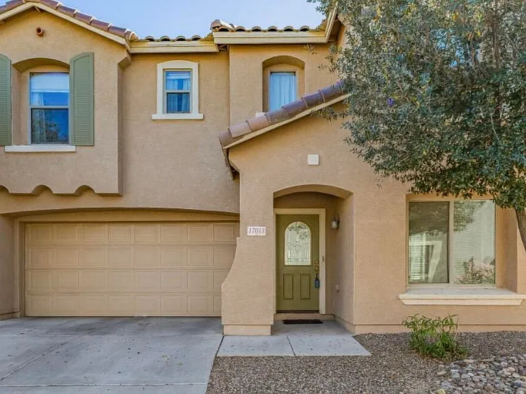 17013 W Marconi Ave — Photo 2