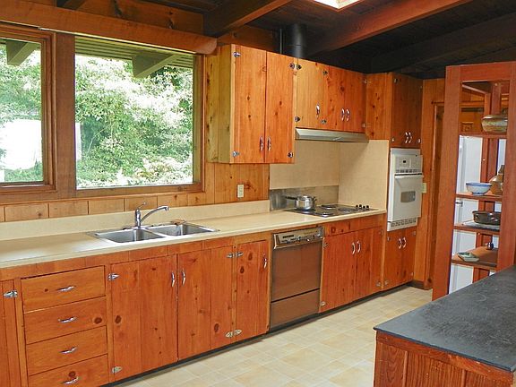 4th image of 5104 Patrick Creek Dr