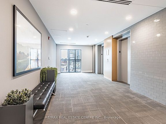 5th image of 128 Grovewood Cmn #330